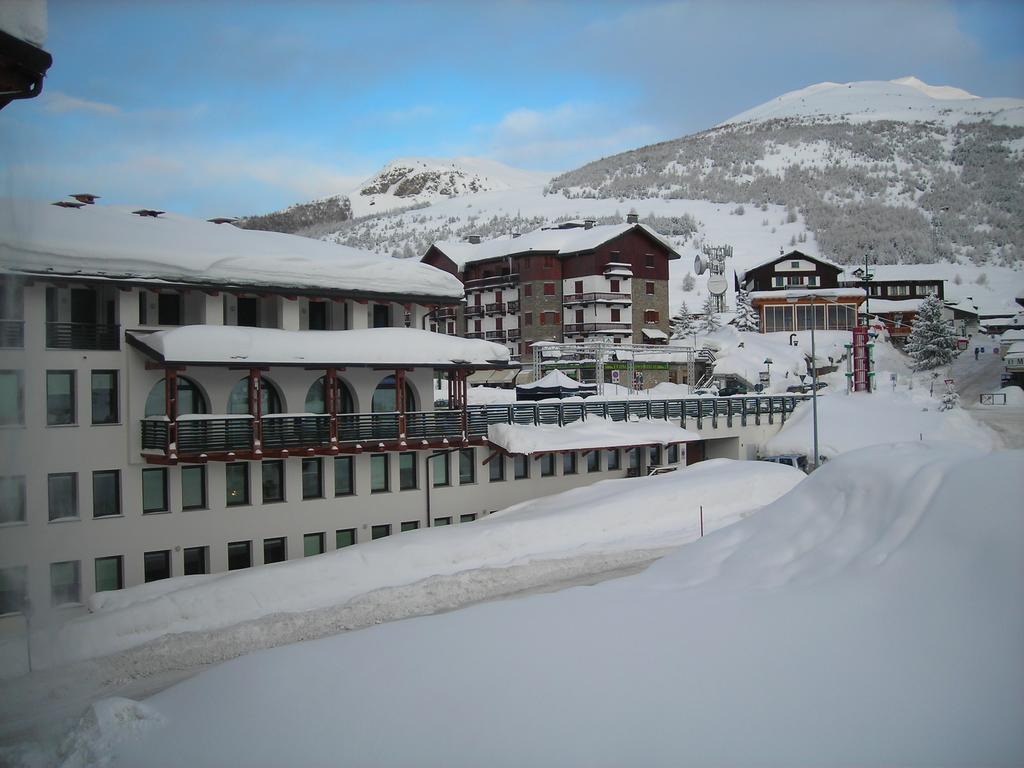 Torre Dell'Orologio Apartment Sestriere Exterior foto