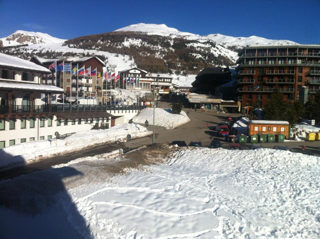 Torre Dell'Orologio Apartment Sestriere Exterior foto